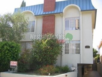 Foto principal - 11937 Darlington Ave