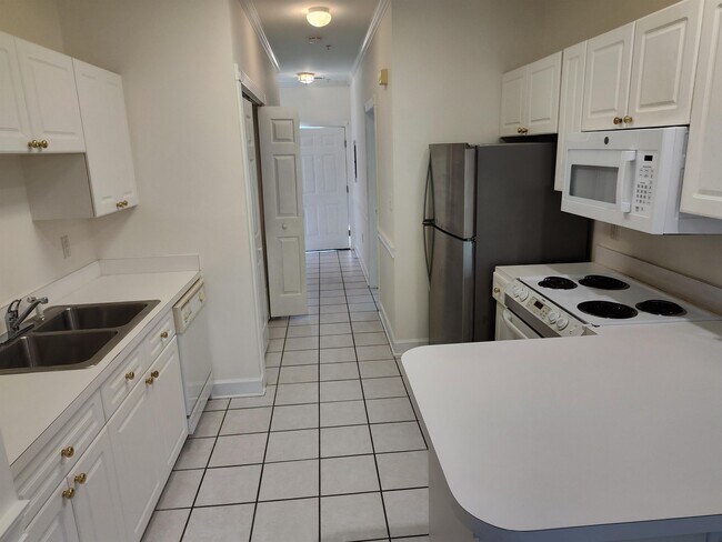 Building Photo - 8654 Coralbell Ln