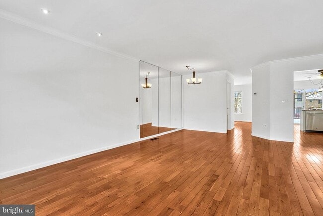 Building Photo - 7413 Salford Ct