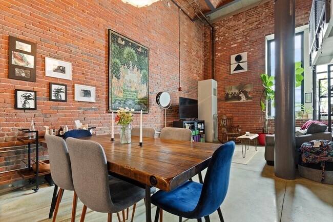 Foto del edificio - 251 Heath St