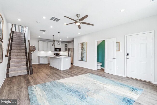 Foto del edificio - 9454 James MacGowan Ln