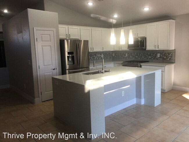 Building Photo - 4 br, 2 bath House - 3729 DISCOVERY CREEK AVE