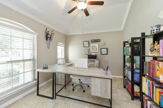 Foto del edificio - 4323 Berry Bend Ln