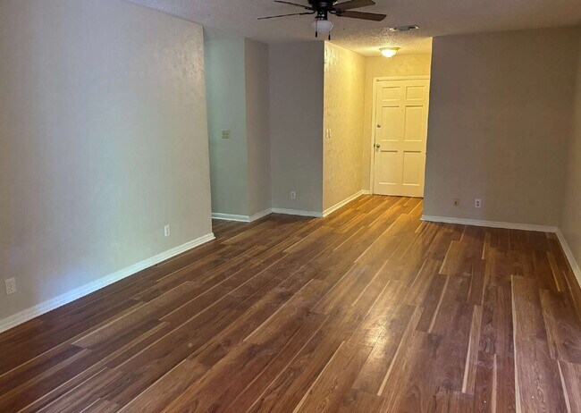 Foto del edificio - "Charming 3-Bedroom Home in Mary Esther!"