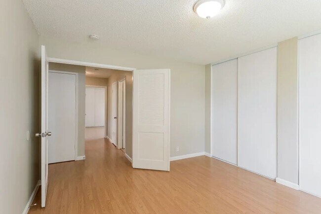 Foto del edificio - 1520 Sandy Way