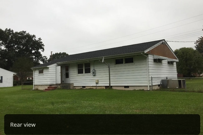 Building Photo - 90 Pollard Dr