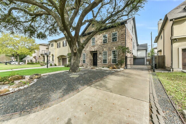 Building Photo - 4408 Mildred St