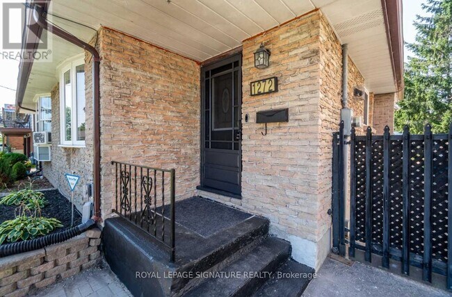 Photo du bâtiment - 1272 Cedar St