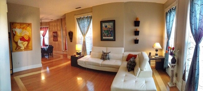 living room located off dining room - 1037 S 4th St