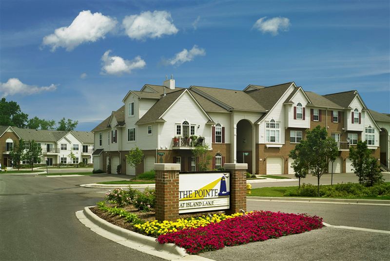 9569 Lakeside Dr, Ypsilanti, MI 48197 Condo for Rent in Ypsilanti, MI