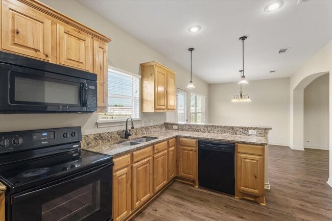 Foto del edificio - Great Townhome Near Cedar Creek Lake