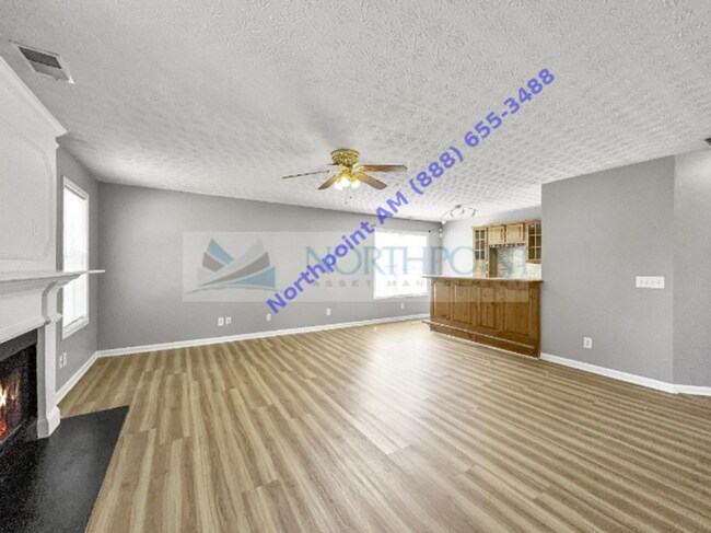 Building Photo - 1229 Kern Cove