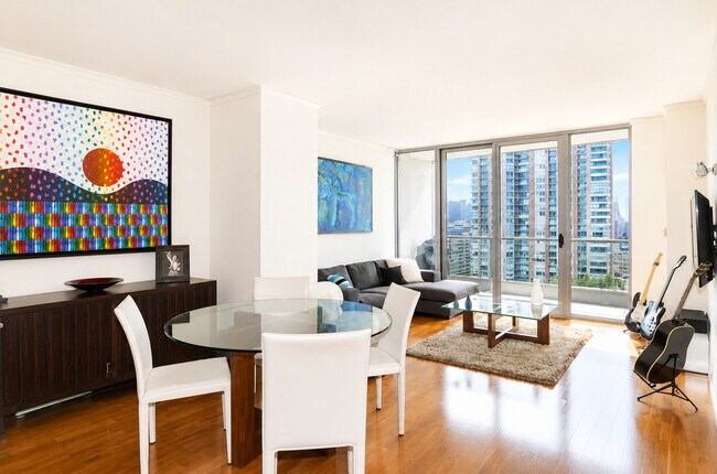 Foto del edificio - 420 E Waterside Dr