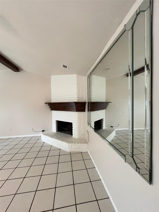 Building Photo - 21146 Northern Colony Ct