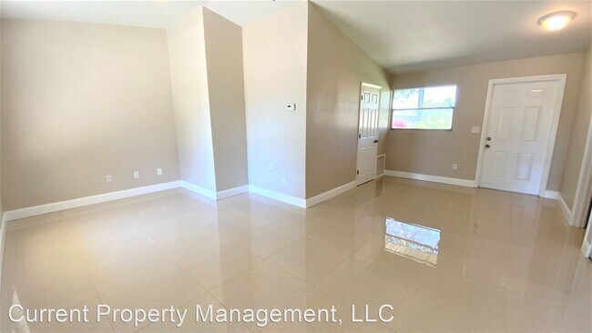 Building Photo - 4719 Alladin Ln