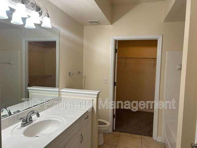 Foto del edificio - 10435 Midtown Parkway