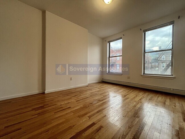Foto del edificio - 376 West 127th Street