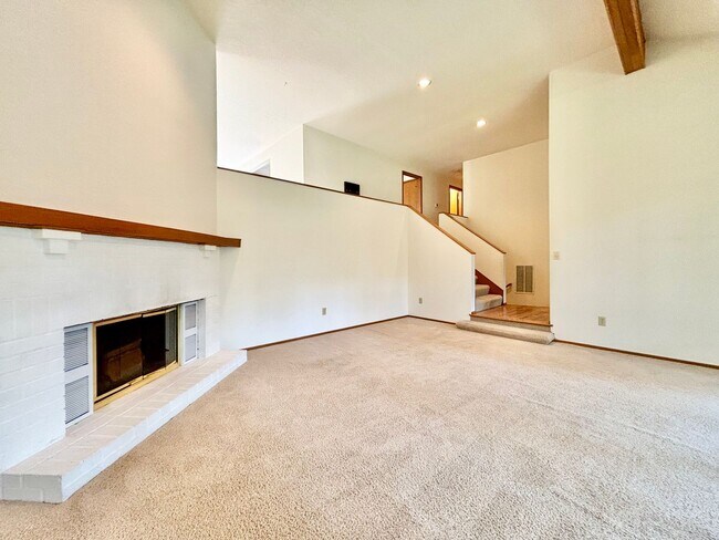 Building Photo - Great Home for rent
