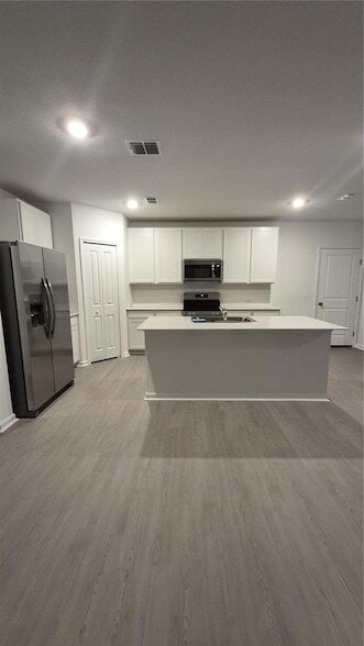 Building Photo - 6220 Botticella Blvd