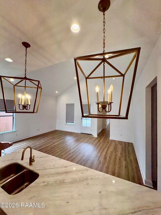 Building Photo - 118 Santa Marta Dr