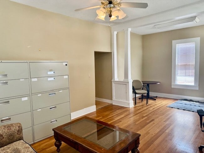 Building Photo - Downtown Gulfport Office Space