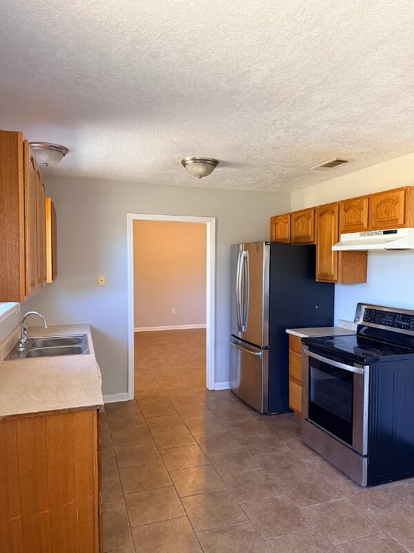 Foto del edificio - 2205 Mustang St