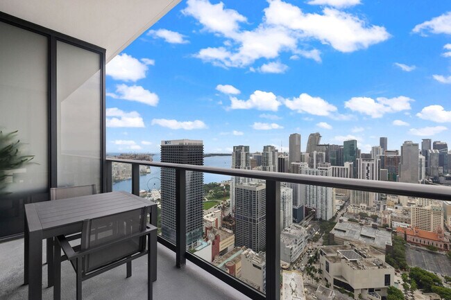 Foto del edificio - 159 NE 6th St