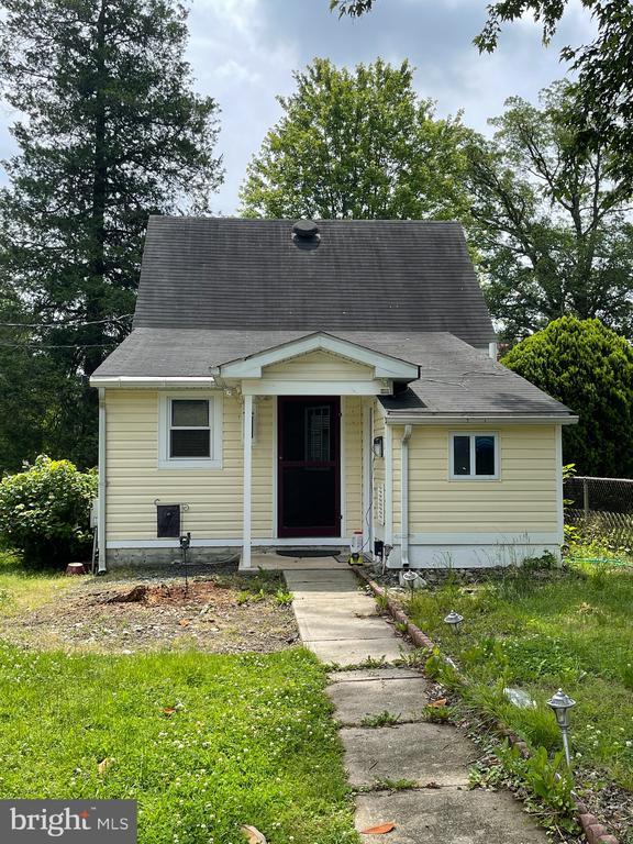 Building Photo - 2412 Poplar Rd