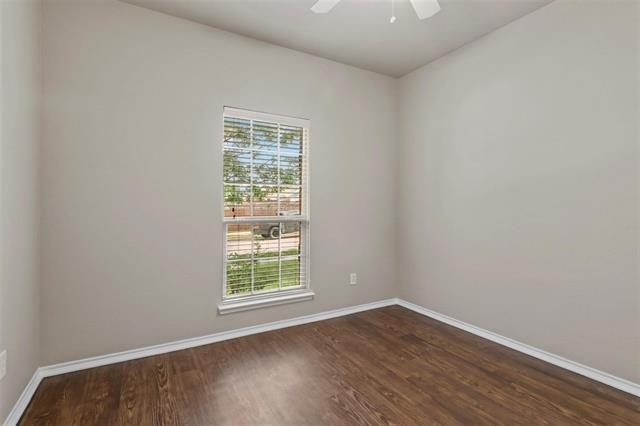 Foto del edificio - 5417 Beacon Ln