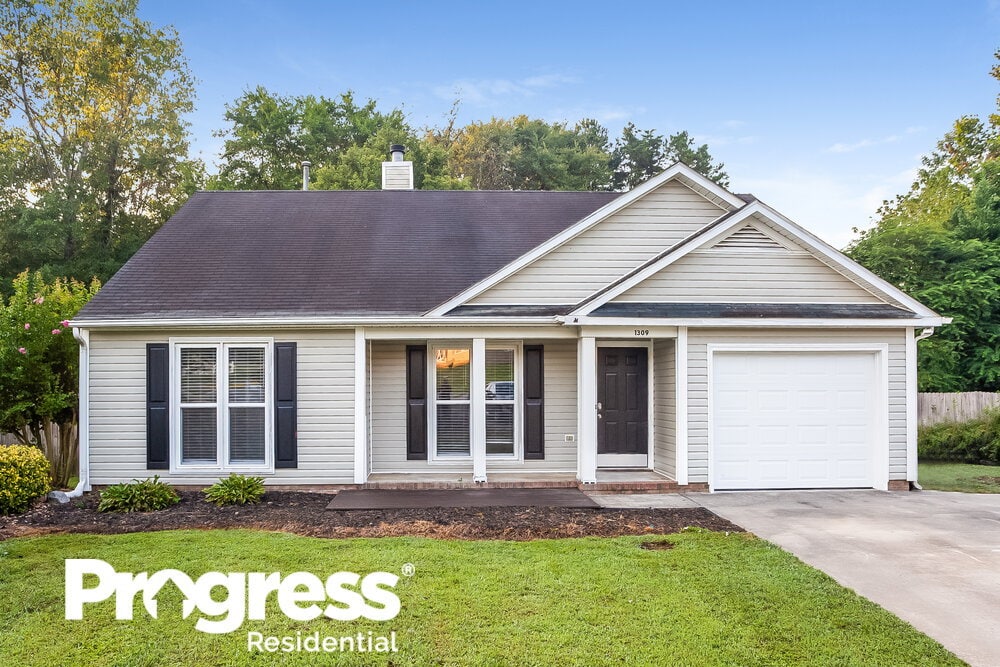 Primary Photo - 1309 Southwind Ct SW