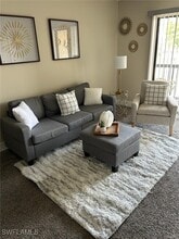 Building Photo - 5321 Summerlin Rd