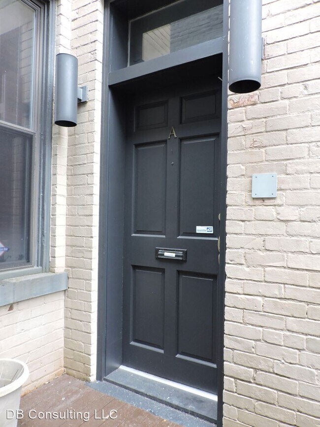 Foto del edificio - 2 br, 1.5 bath House - 959 Paradrome St.