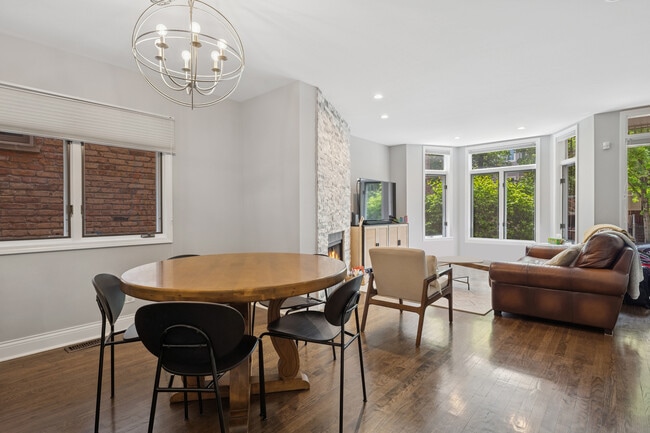 Foto del edificio - 1238 W Fletcher St