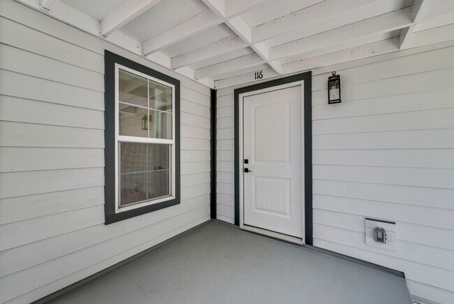 Foto del edificio - Spacious Remodeled 3 Bed, 2 Bath Home in Prime Downtown Fullerton – 2 Parking Spaces!