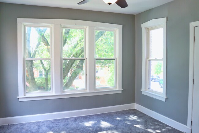 Foto del edificio - 4155 N Marmora Ave