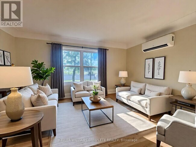 Photo du bâtiment - 105 West 5th Street