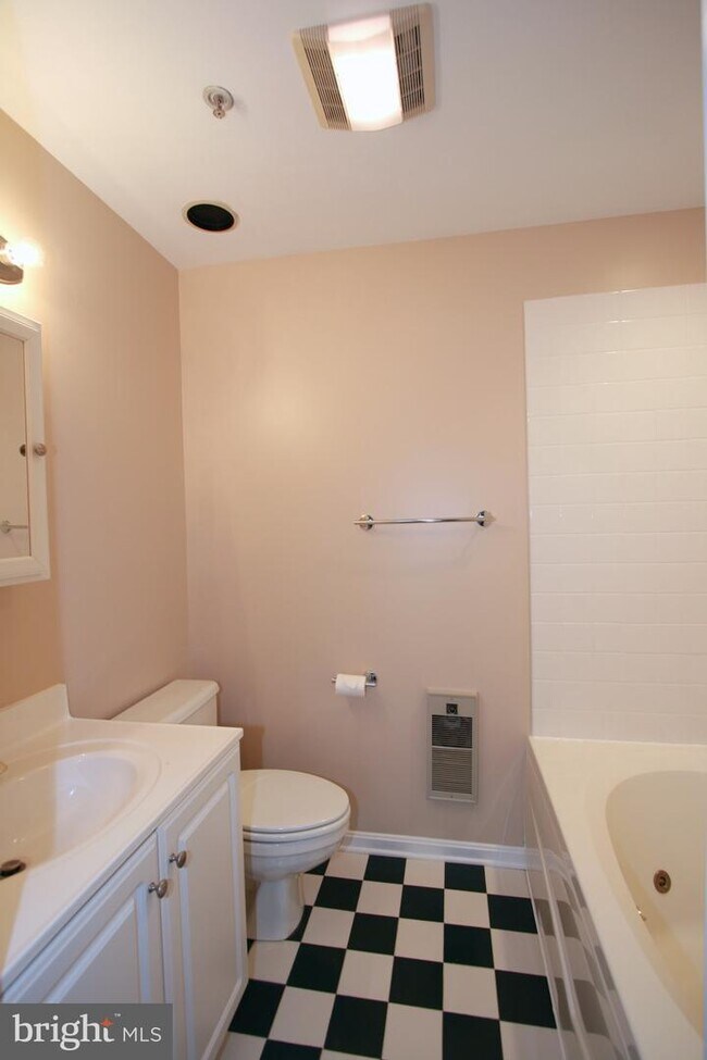 Building Photo - 409 Teal Ct
