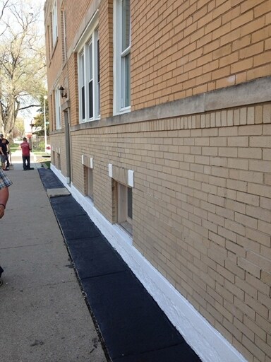 2435 W 72nd St - 7200 S Artesian Ave