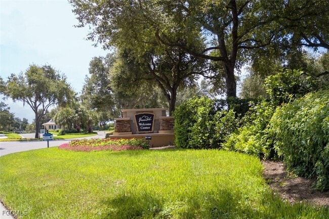 Foto del edificio - 3460 Lakeview Isle Ct