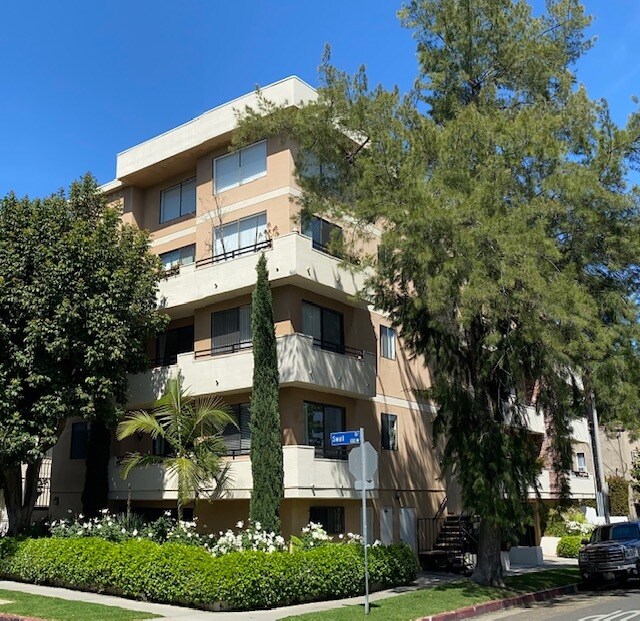 Foto principal - 8865 Alden Dr