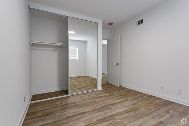 3BR, 2BA - N.o 1 - 570 Los Robles