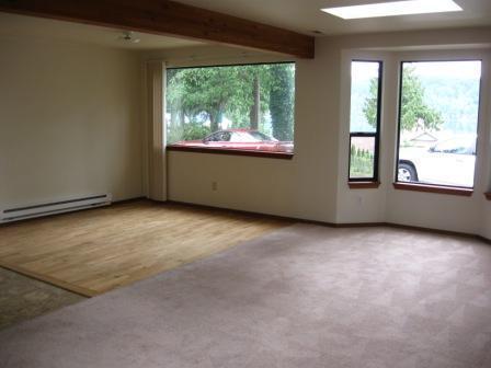 Building Photo - Illahee6056