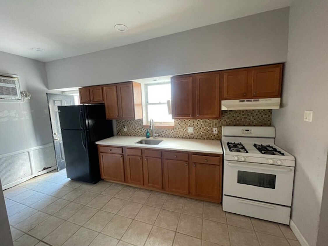 142531 S 12th St, Philadelphia, PA 19147 House Rental in