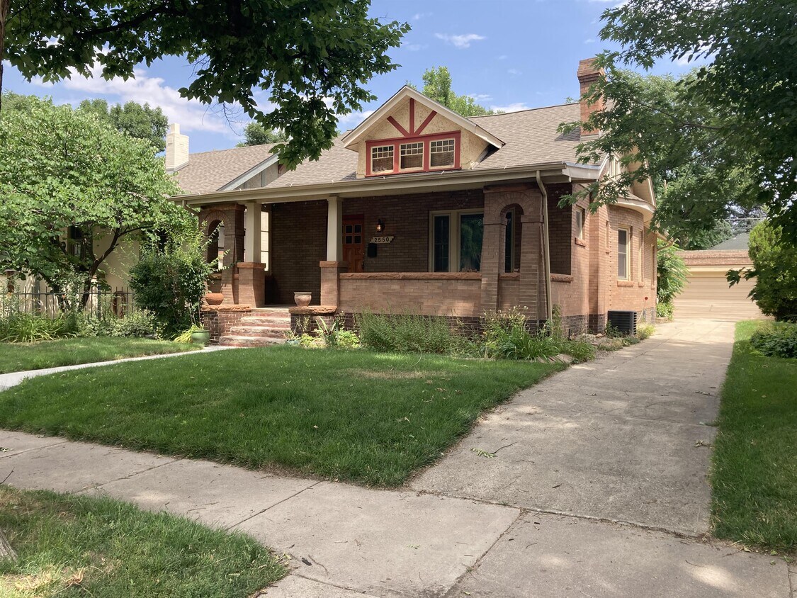 2550 Birch Street, Denver, CO 80207 House Rental in Denver, CO