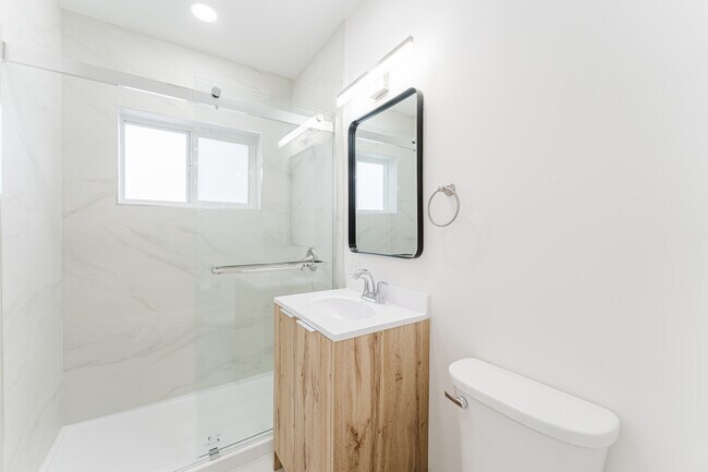 Foto del edificio - 1020 SW 74th Ave