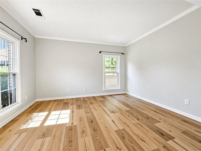 Building Photo - 380 Belmont Chase Ct