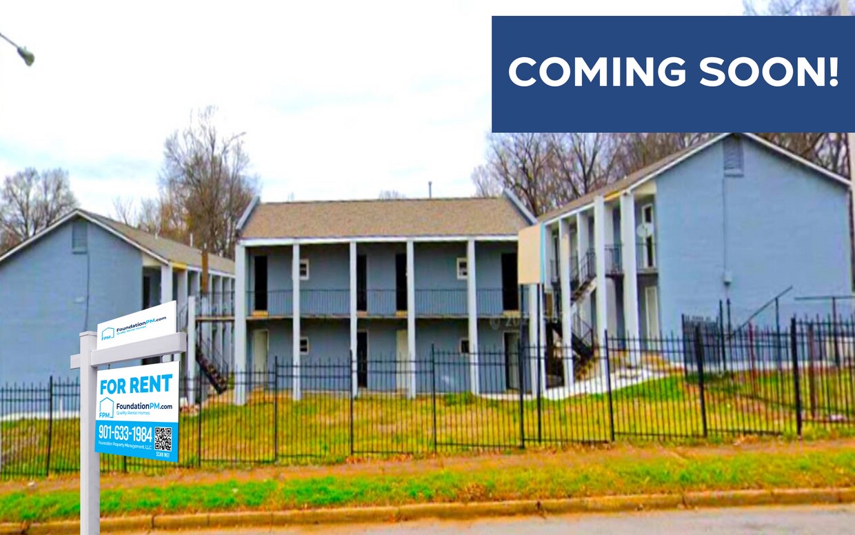 Primary Photo - 2400 Alcy Park Ln