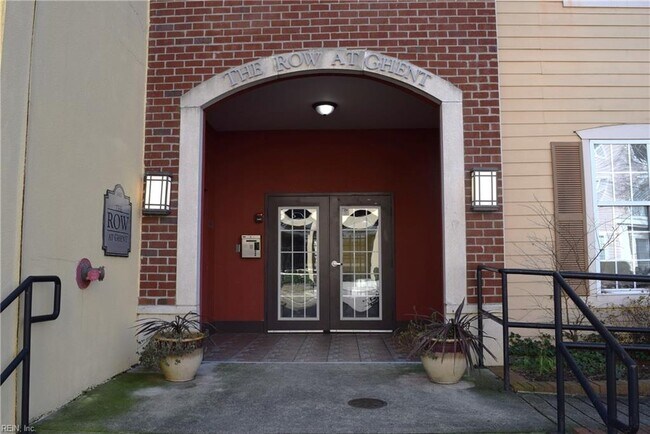 Foto del edificio - 1400 Granby St