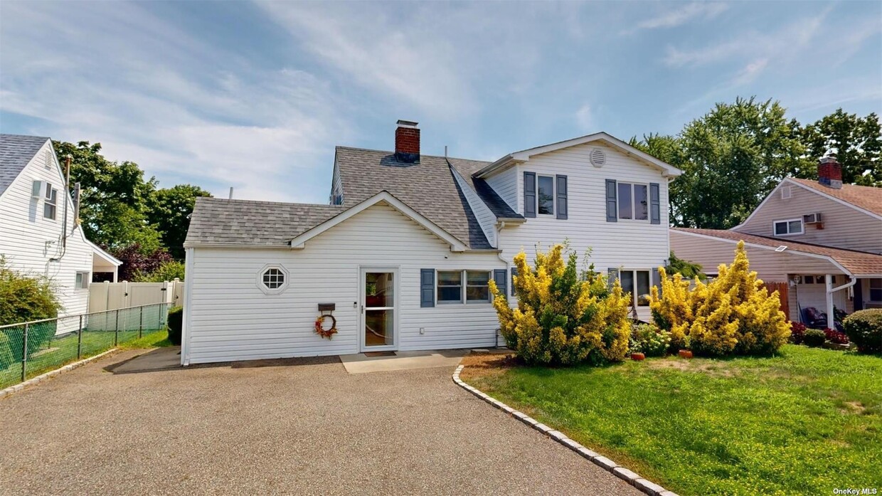 Foto principal - 493 Sand Hill Rd