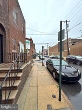 Building Photo - 2323 S 13th St